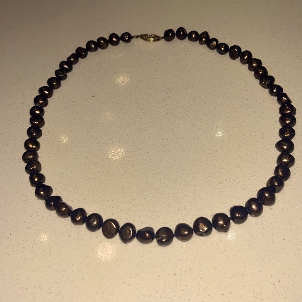 Mother of pearl necklace